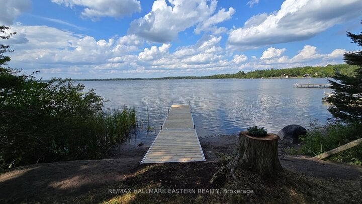 Property Photo:  572 Round Lake Road  ON K0L 1Z0 
