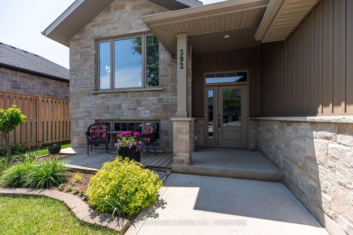Property Photo: 392 Peirson Avenue ON N0H 2C1