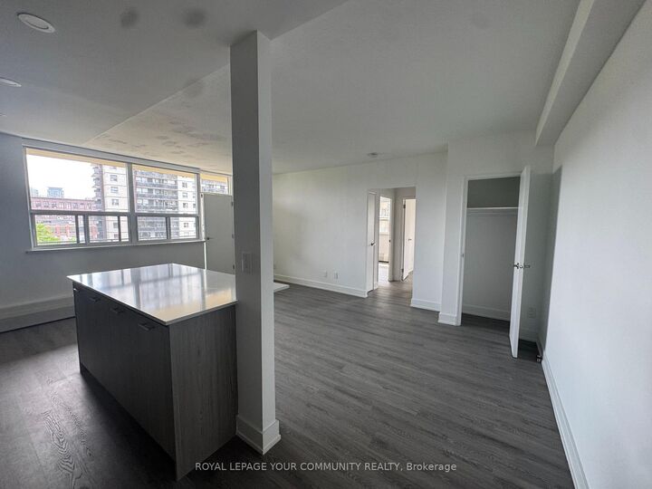 Property Photo: 135 Tyndall Avenue 0521 ON M6K 2G3