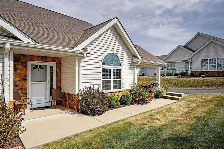 Property Photo: 334 Saddlebrook Rd PA 15044