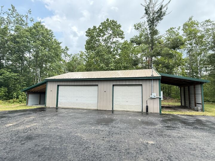 Property Photo: 1560 Arrowhead Trail MI 49735