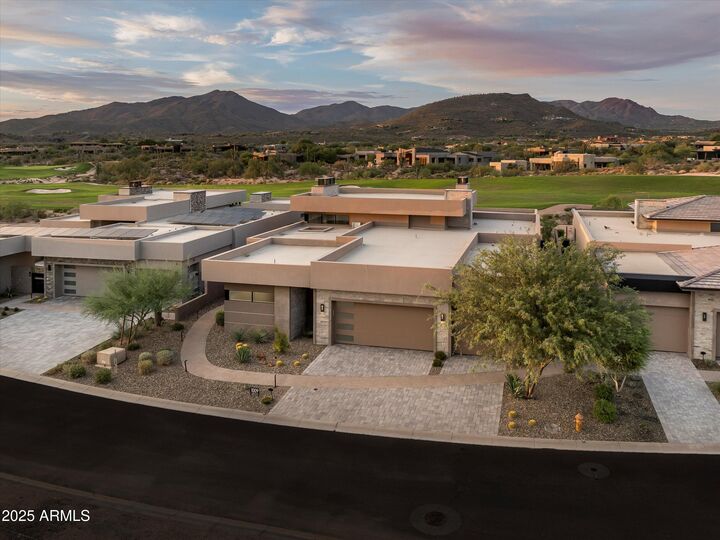 Property Photo: 37200 N Cave Creek Road 1009 AZ 85262