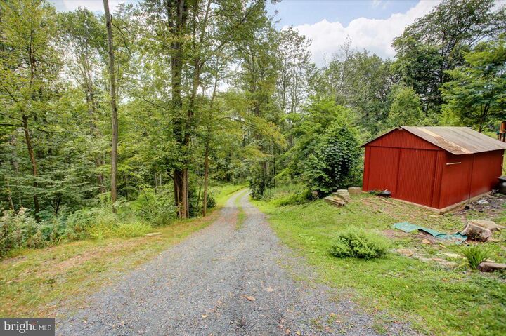 Property Photo: 855 Lincoln Highway PA 15559