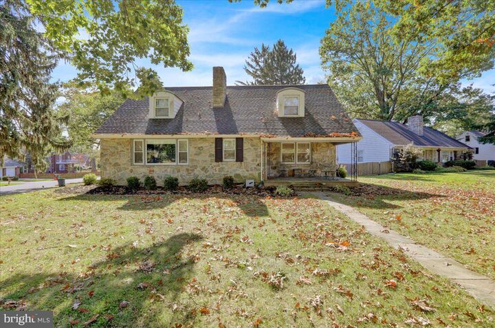Property Photo:  1980 Park Plaza  PA 17601 
