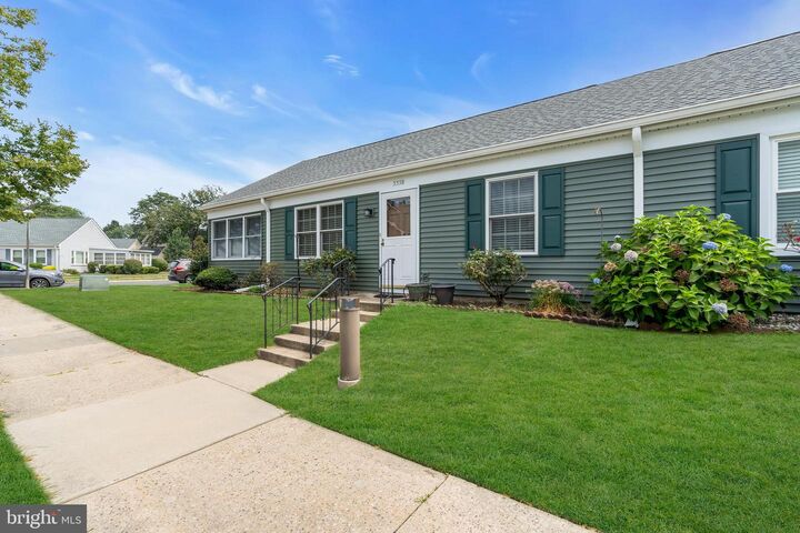 Property Photo:  335 Old Nassau Road B  NJ 08831 