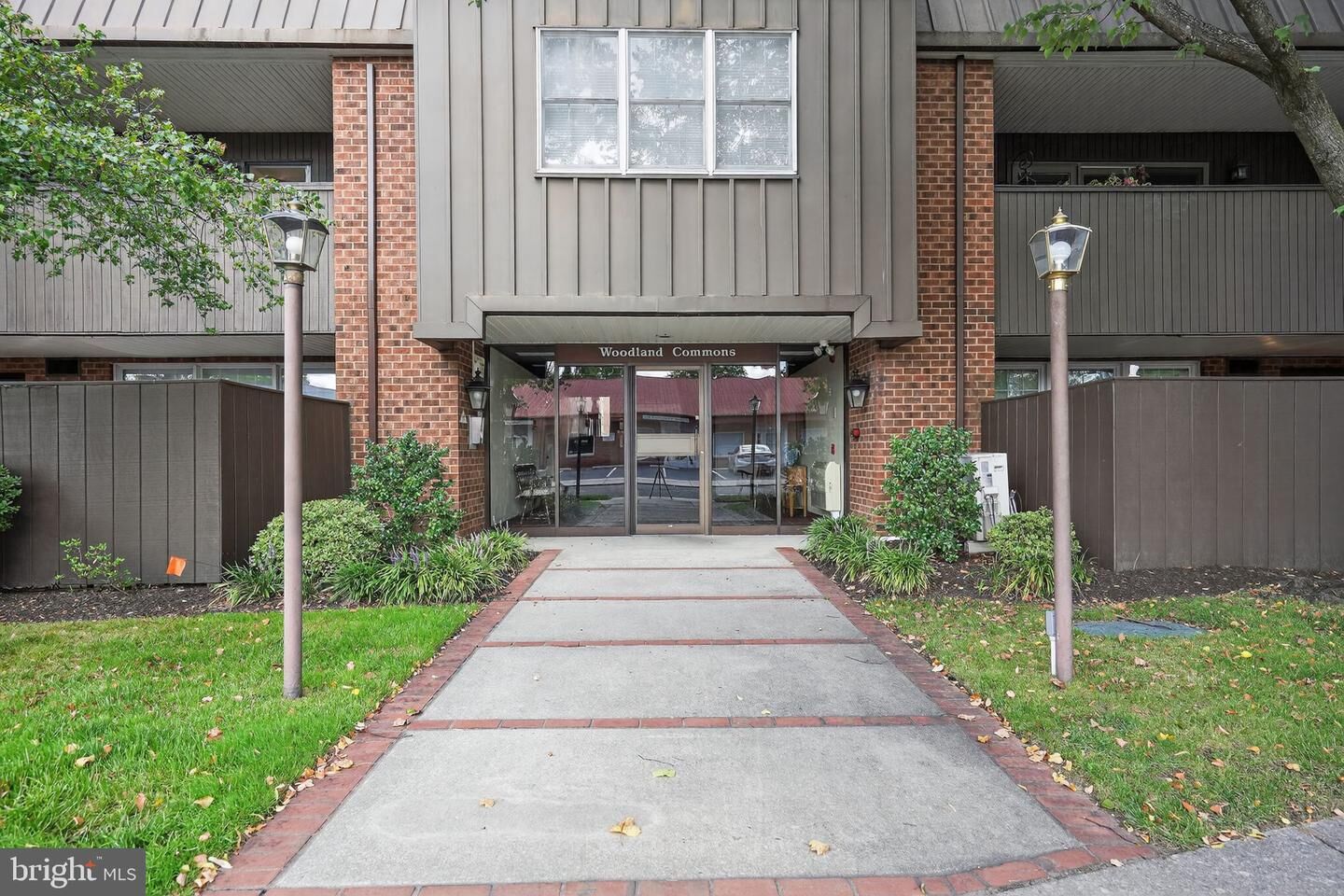 Property Photo:  17 Haddonfield Cmns  NJ 08033 