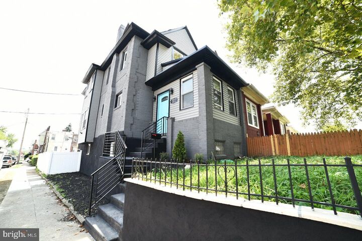 Property Photo:  7277 E Walnut Lane  PA 19138 