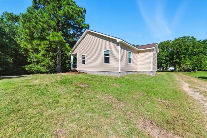 Property Photo: 9975 Line Fence Road VA 23072