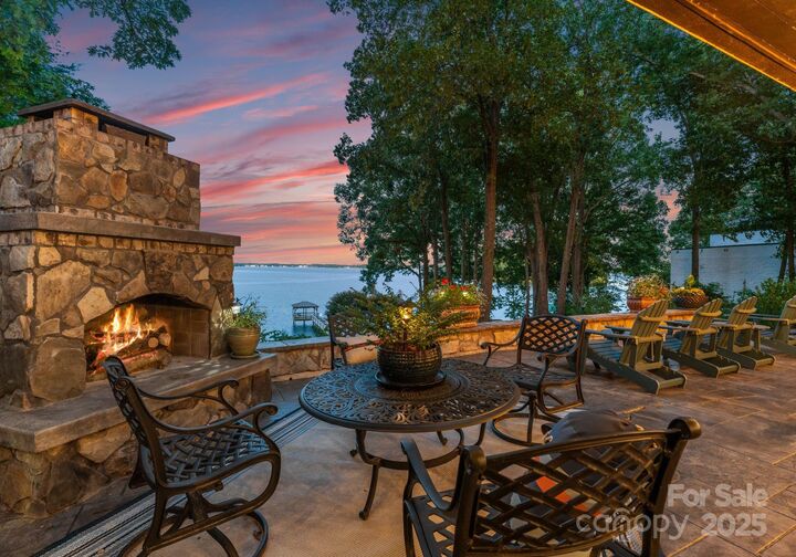 Property Photo: 16318 Belle Isle Drive NC 28031