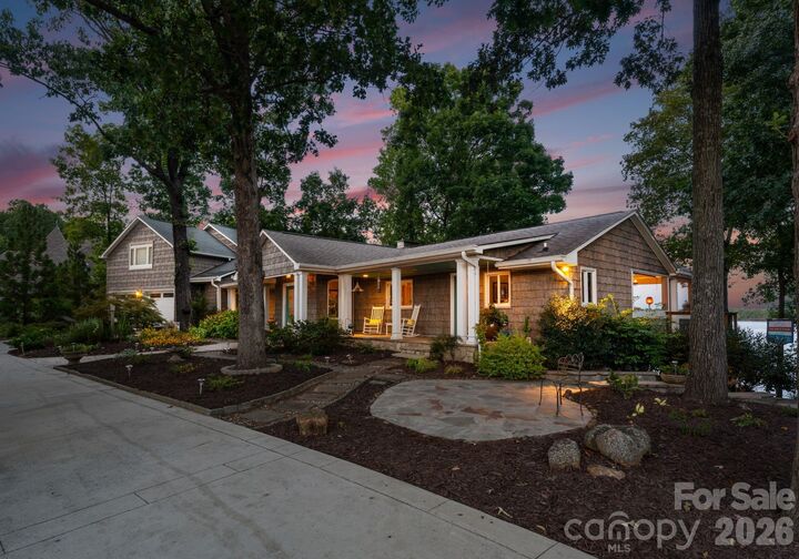 Property Photo: 16318 Belle Isle Drive NC 28031