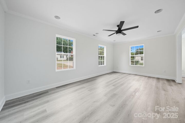 Property Photo: 1118 Sanders Street SC 29732