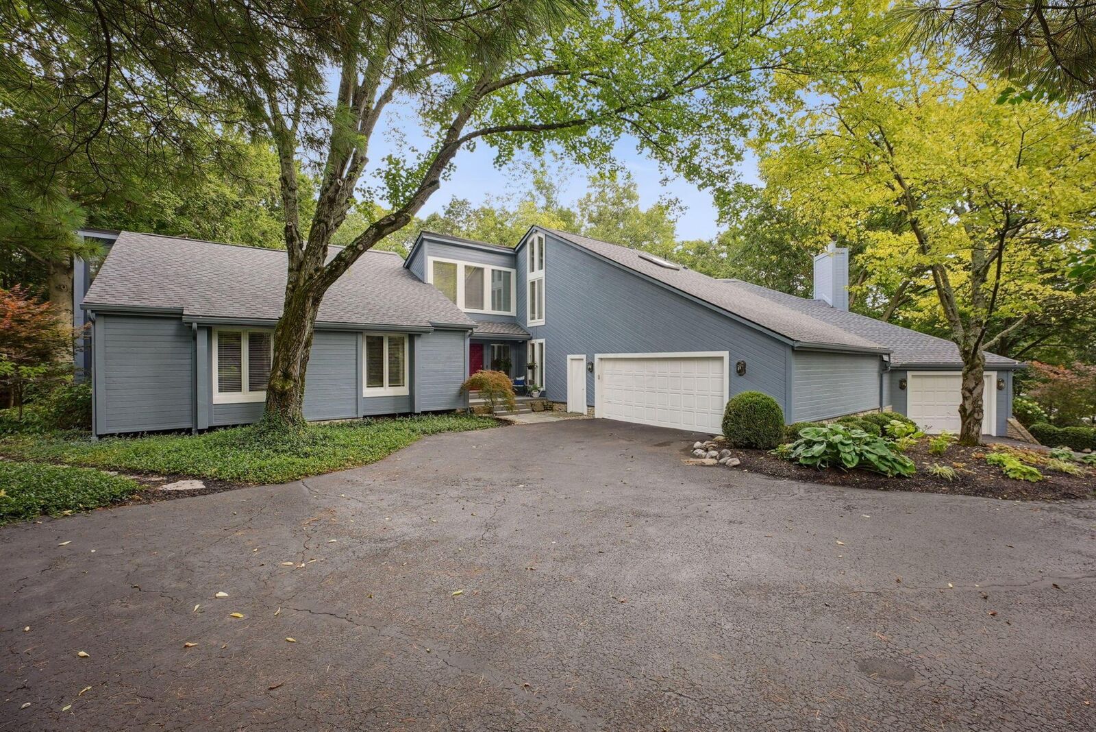 Property Photo:  4410 Shire Creek Court  OH 43026 