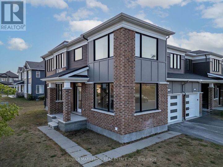 701 Megrez Way  Ottawa ON K2J 6S9 photo