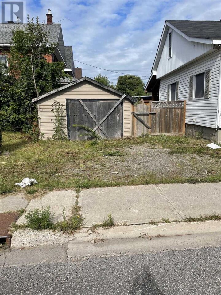 Property Photo: 165 John St ON P6A 1P2