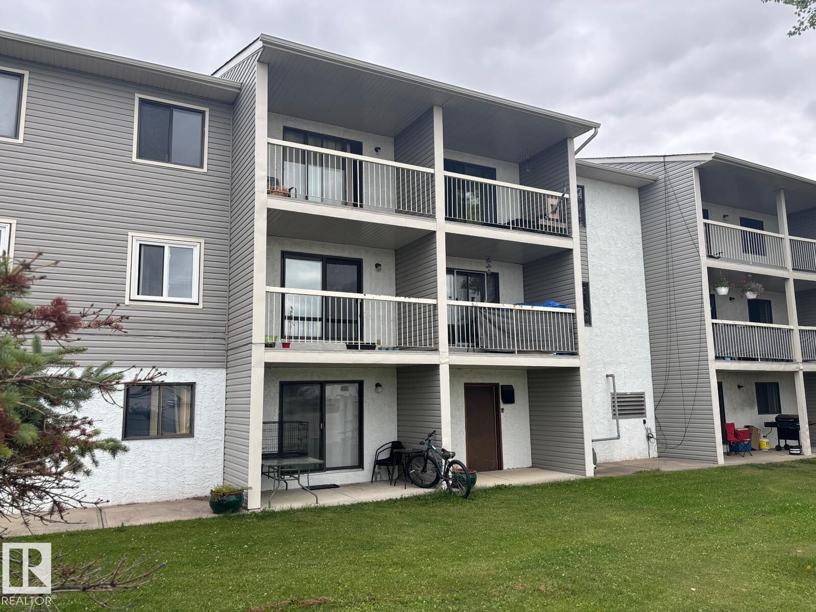 Property Photo: 5705 51 Street 209 AB T0A 1A0