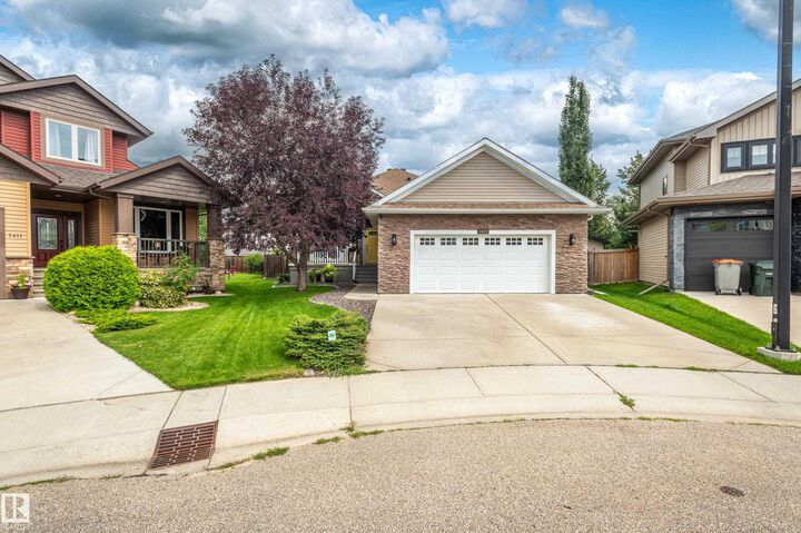 1409 Westerra Bay  Stony Plain AB T7Z 0B3 photo