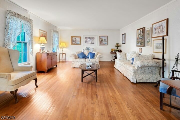 Property Photo:  6 Quarry Ct  NJ 07869 