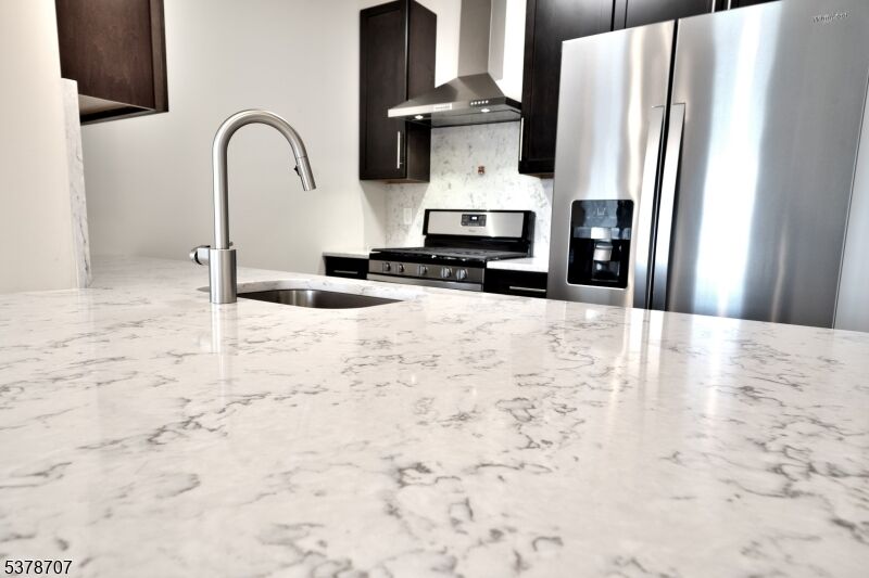 Property Photo:  842 Strassle Way 42  NJ 07080 