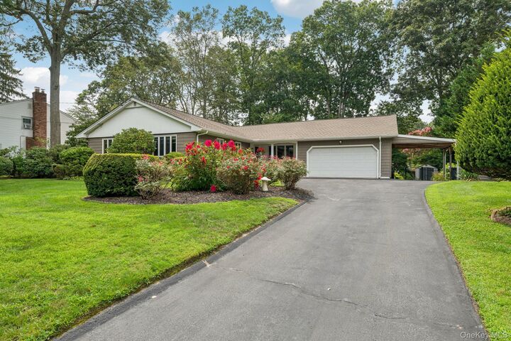 Property Photo:  27 Rustic Road  NY 11764 