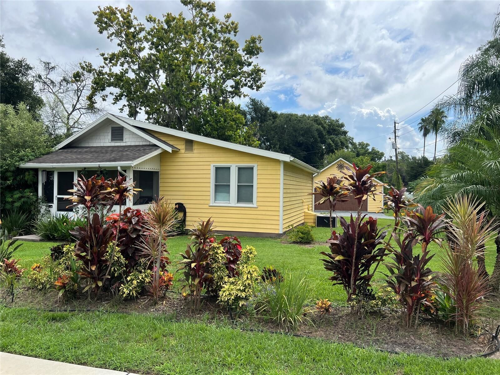 Property Photo:  5430 16th Street  FL 33542 
