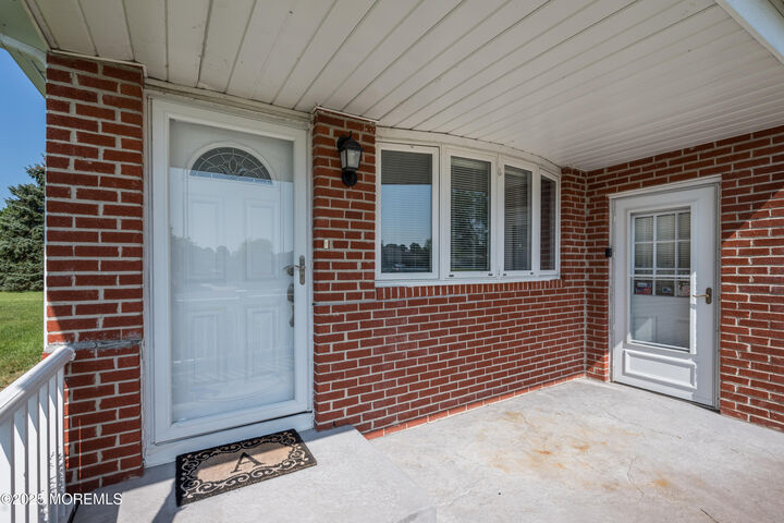Property Photo: 28 Bahamia Drive NJ 08757