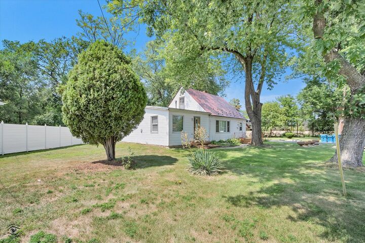 Property Photo: 14504 Central Park Avenue IL 60445