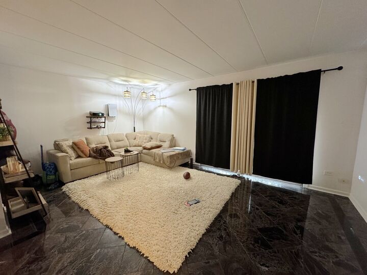 Property Photo:  10840 Kilpatrick Avenue 1nw  IL 60453 