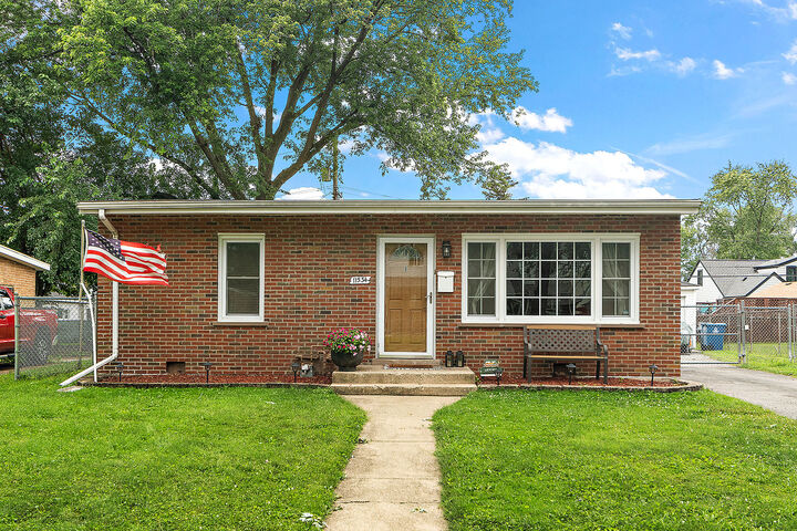 Property Photo:  11534 S Lee Road  IL 60803 