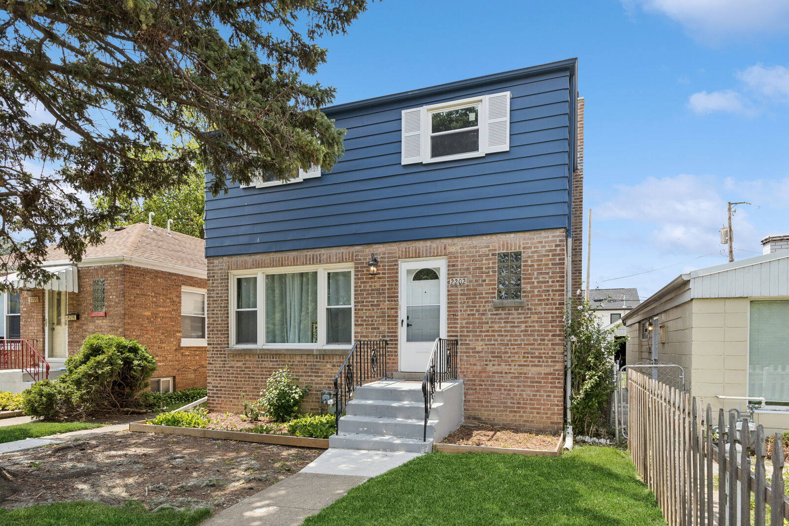 Property Photo:  2202 River Road  IL 60171 