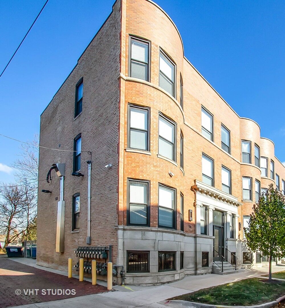 Property Photo: 120 E 57th Street 1E IL 60637