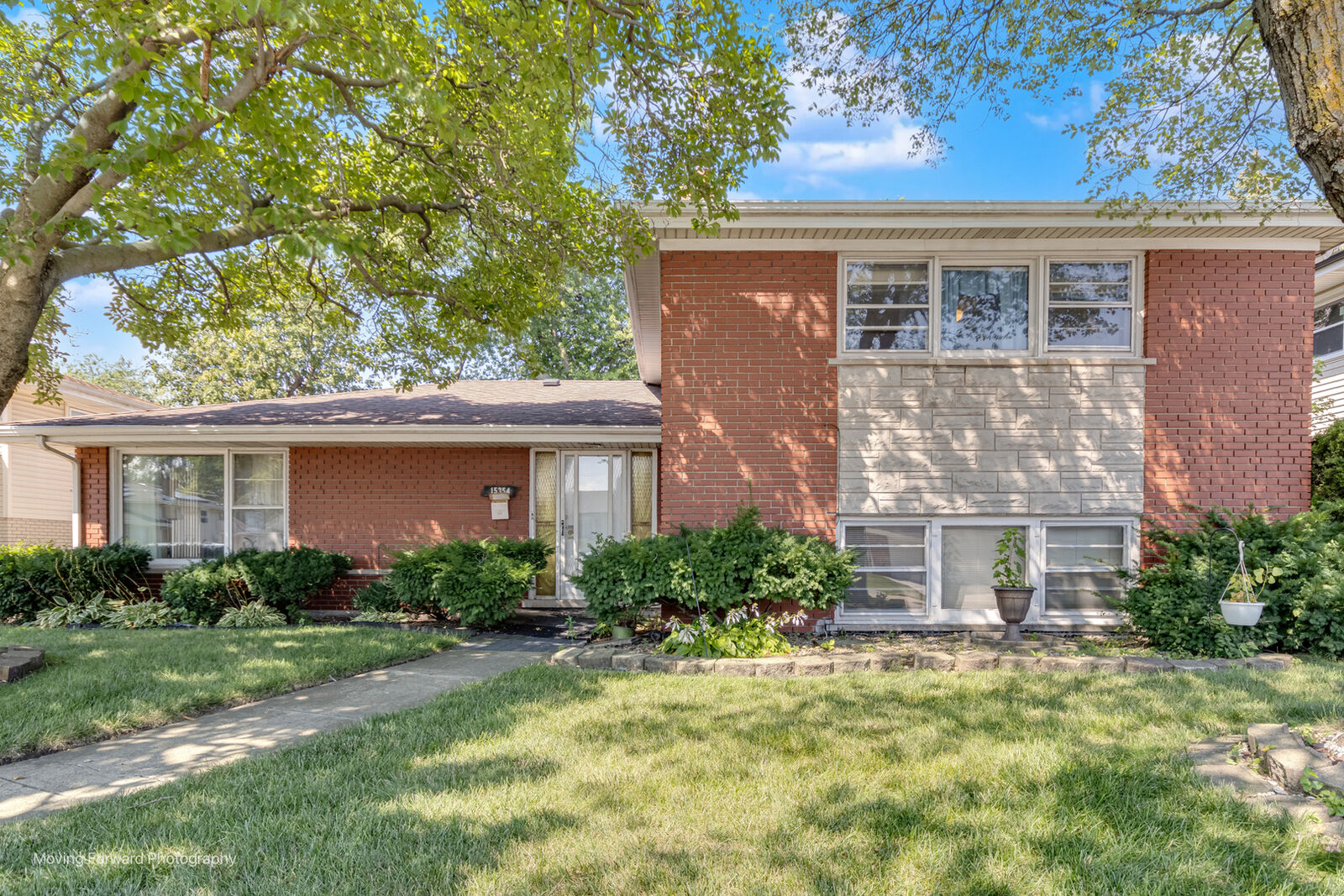 Property Photo:  15354 Dobson Avenue  IL 60473 