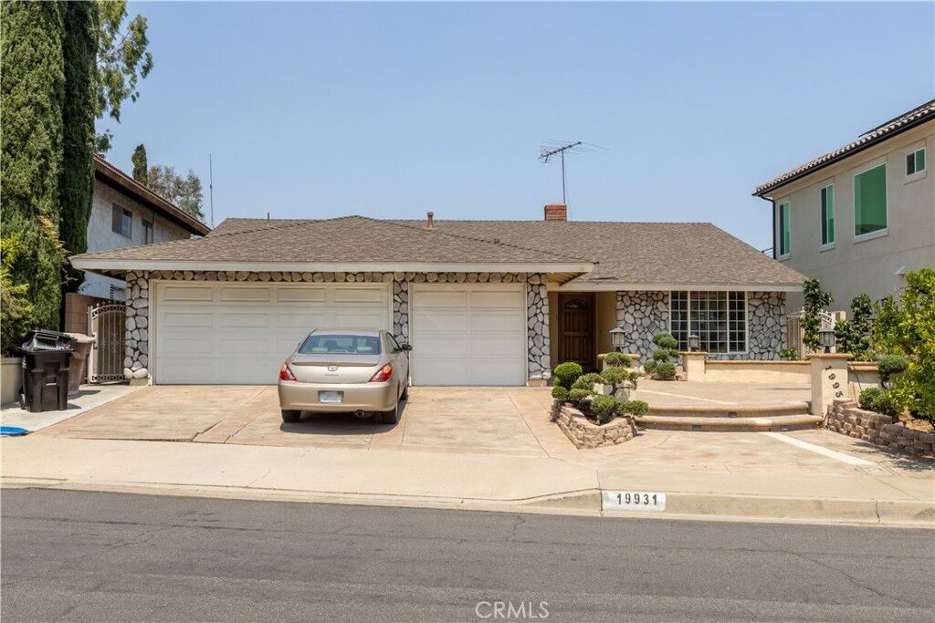 Property Photo: 19931 Crestknoll Drive CA 92886