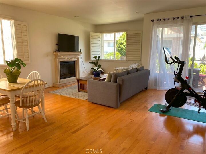 Property Photo:  1241 S Westgate Avenue 202  CA 90025 