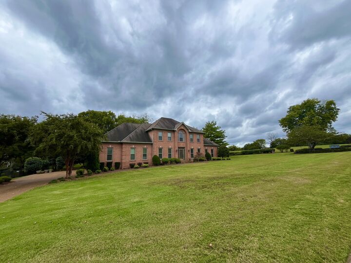 Property Photo: 9351 Smithson Ln TN 37027