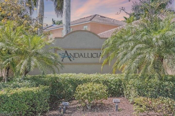 Property Photo:  1465 Serrano Circle  FL 34105 