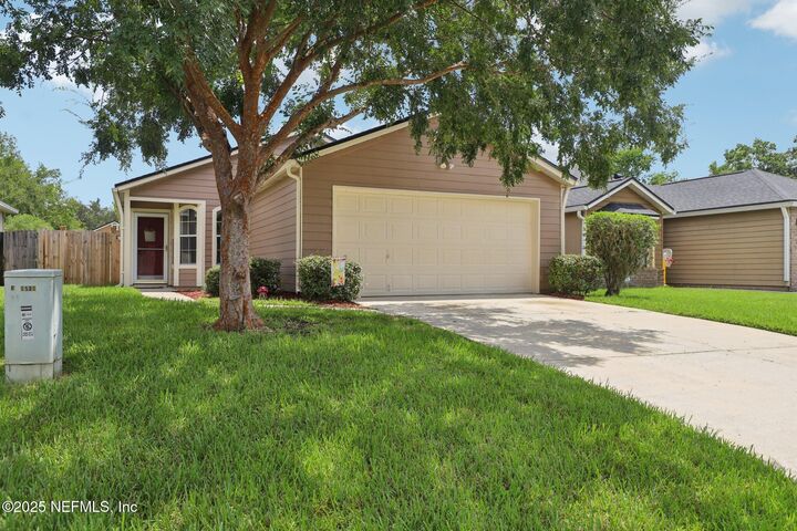 Property Photo:  1531 Irishwood Court  FL 32068 