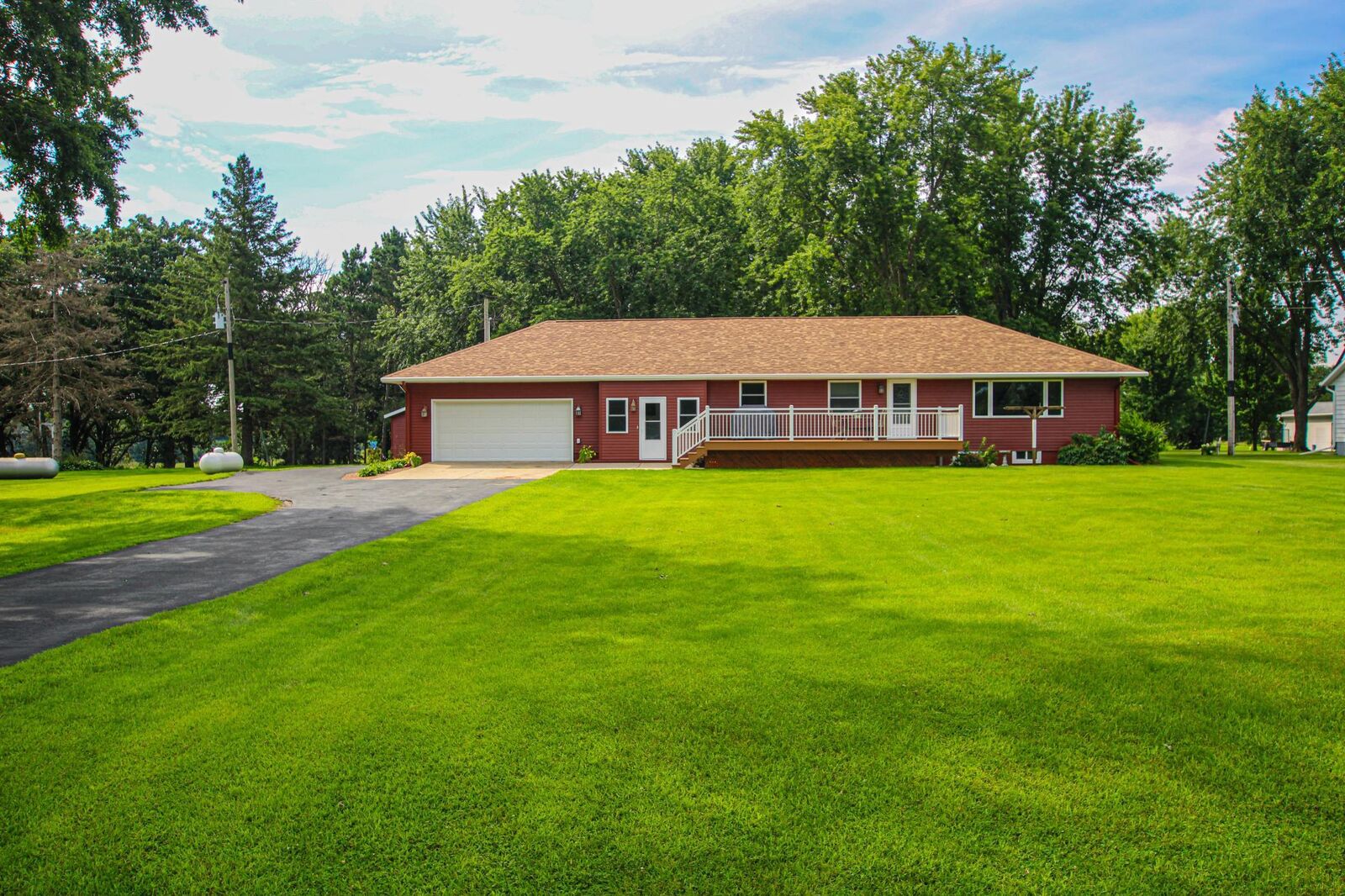 Property Photo: 10547 County 95 MN 56378