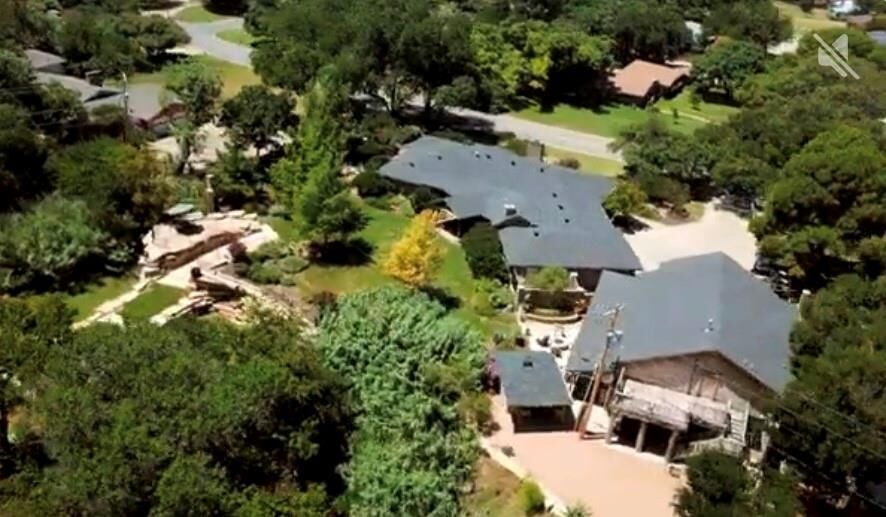 Property Photo: 1201 S Leggett Drive TX 79605