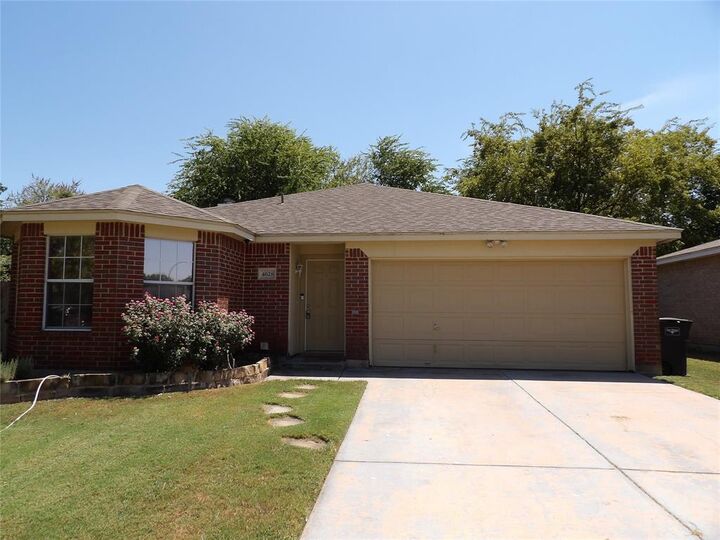 Property Photo:  4628 Brimstone Drive  TX 76244 