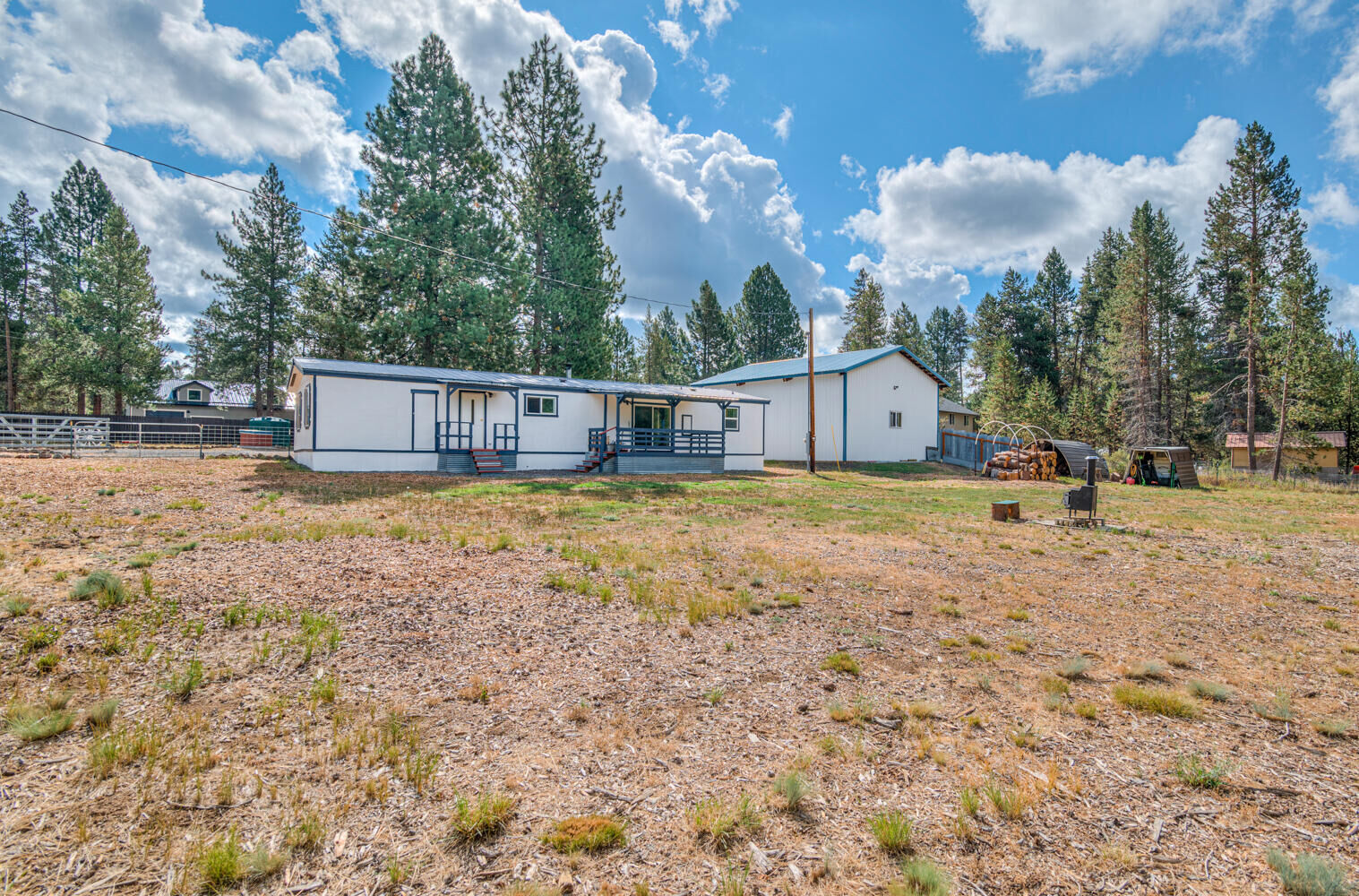 Property Photo: 55877 Blue Eagle Road OR 97707