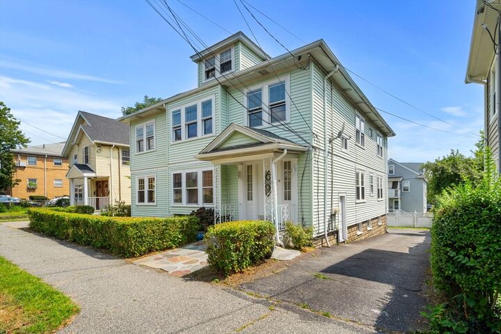 Property Photo:  14 Lake  MA 02474 