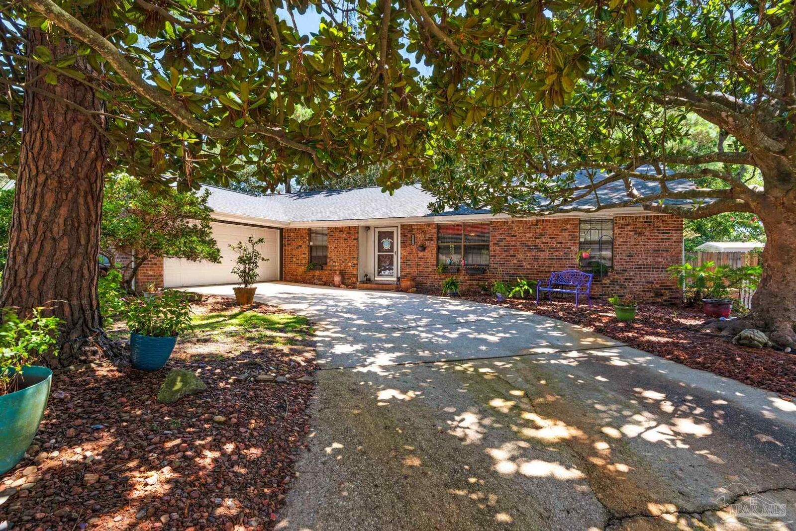 Property Photo: 3924 Paradise Bay Dr FL 32563