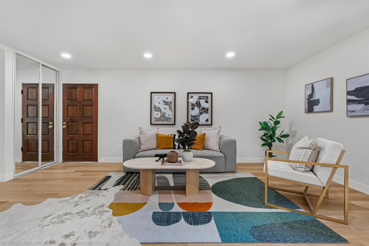 Property Photo: 280 Easy Street 311 CA 94043