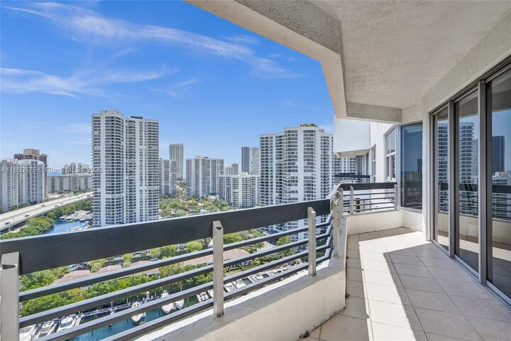 Property Photo:  3400 NE 192nd St Ph11  FL 33180 