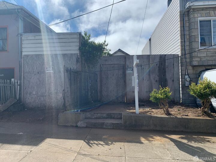 Property Photo: 271 Granada Avenue CA 94112