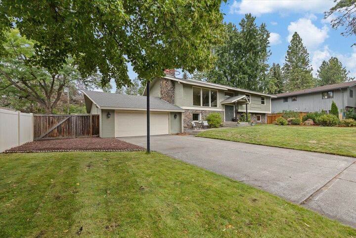 Property Photo: 4718 S Magnolia St WA 99223