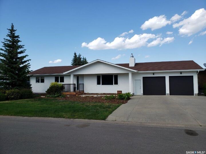 252 Riverbend Crescent  Battleford SK S0M 0E0 photo