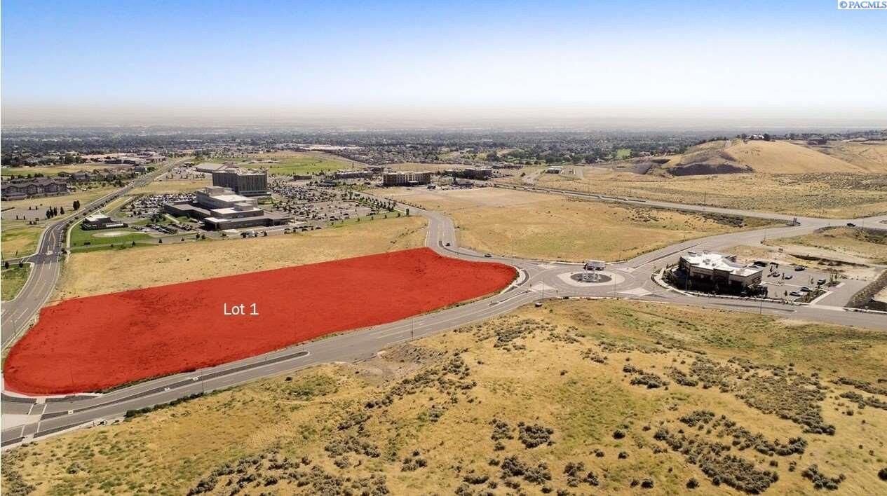 Property Photo:  3900 Plaza Way  WA 99338 