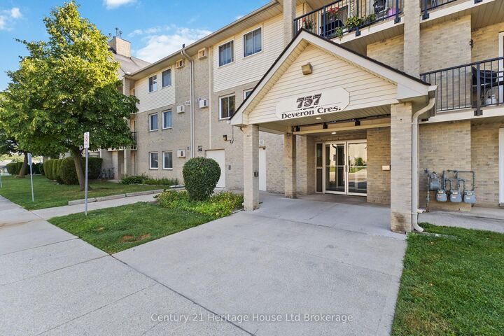Property Photo:  737 Deveron Crescent 217  ON N5Z 4X9 