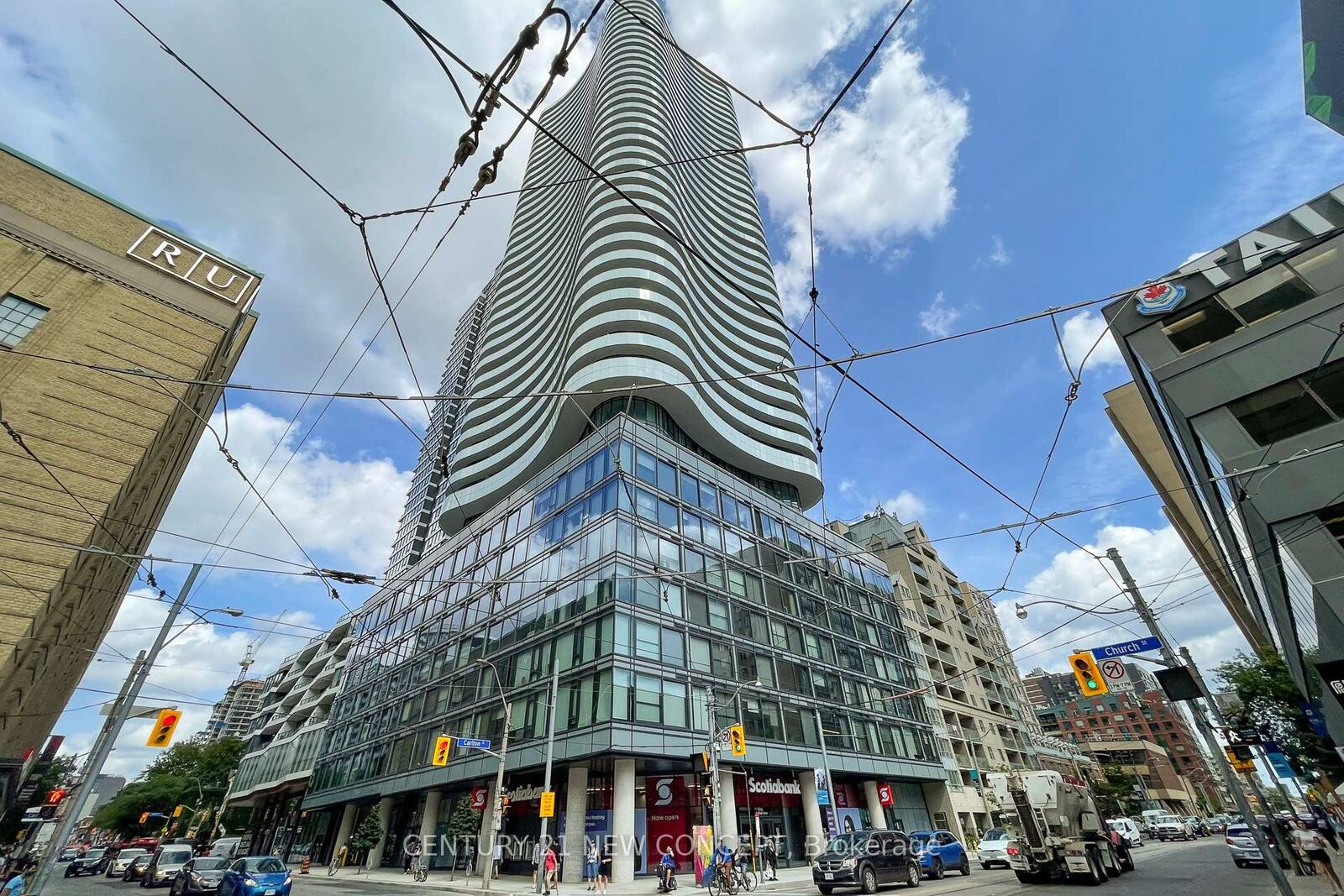 Photo de la propriété: 403 Church Street 2205 ON M4Y 0C9